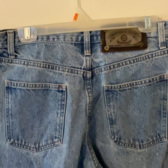 Authentic Vintage Armani Jeans Light Blue Relaxed Fit - Picture 4 of 11